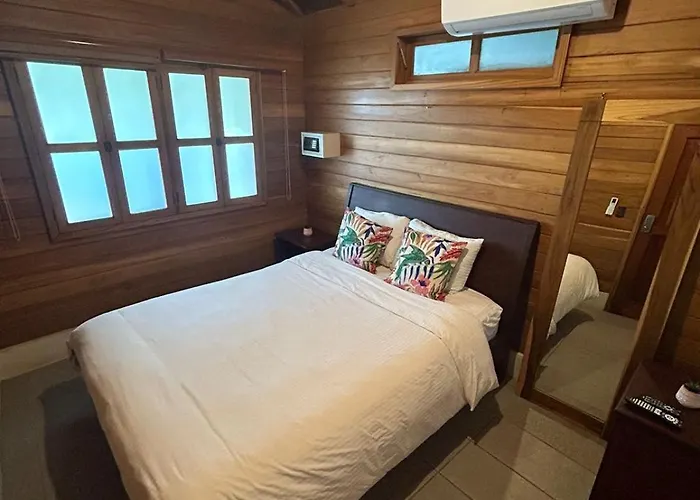 Casa Aura Beachfront *