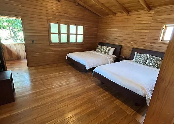 Bed & Breakfast Casa Aura Beachfront
