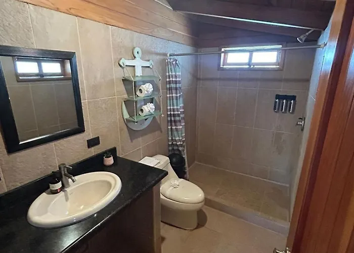 Bed & Breakfast Casa Aura Beachfront *