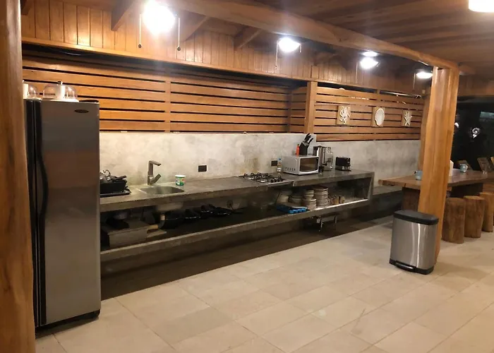 Bed & Breakfast Casa Aura Beachfront *